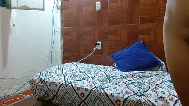 Mia brunette26 online show from February 20, 2025, 2:18 am