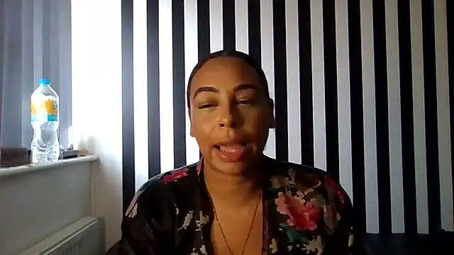 Snapshot of bigbootyjayda chatting on January 31, 2025, 12:40 pm bigbootyjayda online show from January 31, 2025, 12:40 pm