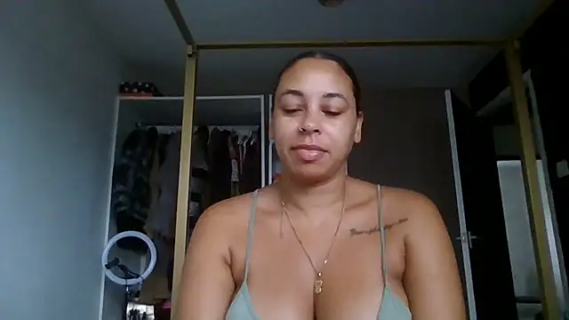 Snapshot of bigbootyjayda chatting on September 18, 2025, 8:17 am bigbootyjayda online show from September 18, 2025, 8:17 am