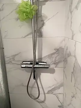 Lucascacaca online show from February 15, 2026, 2:16 pm