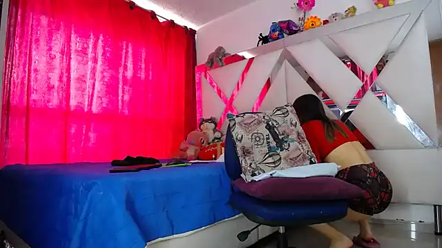 conejita hotxxx online show from October 14, 2025, 7:03 pm