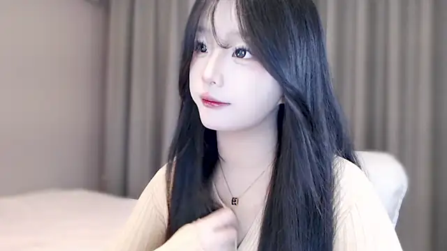 Snapshot of Legend-Night chatting on December 15, 2024, 10:18 am Legend-Night online show from December 15, 2024, 10:18 am