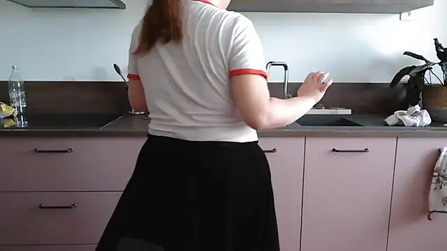 Maline26  online show from September 12, 2025, 12:16 pm