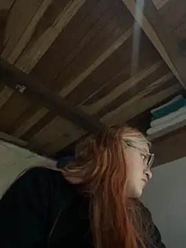 SophiaWeestt99 online show from October 16, 2025, 3:04 am