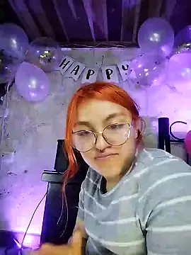 SophiaWeestt99 online show from March 11, 2025, 4:41 am