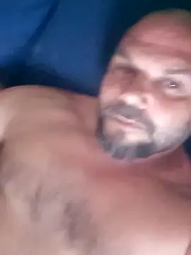 Javierchico online show from May 17, 2026, 5:40 am
