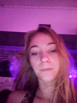 ElektrikFrancaise online show from November 12, 2025, 4:49 am