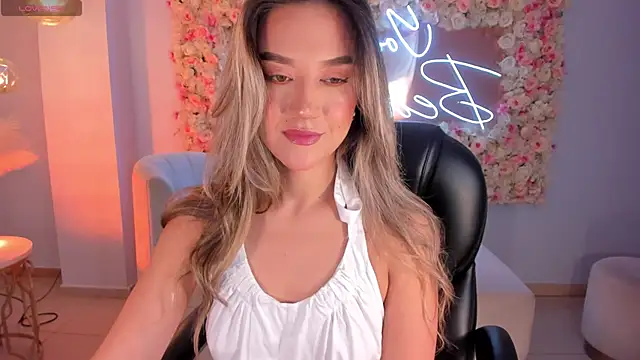 RebeccaHudson online show from February 27, 2025, 3:18 am