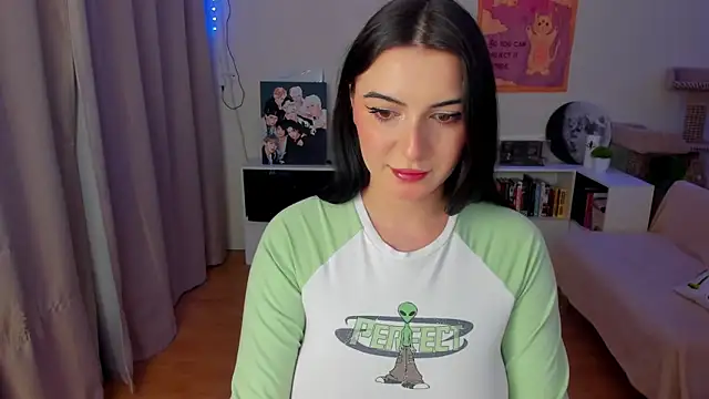 Snapshot of Taste_Jennyy chatting on October 22, 2025, 3:55 pm Taste Jennyy online show from October 22, 2025, 3:55 pm