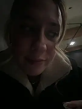 M1ssyk1ssy online show from February 2, 2025, 7:25 pm