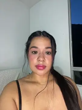 Snapshot of Aitana98_ chatting on June 11, 2026, 11:35 pm Aitana98 online show from June 11, 2026, 11:35 pm