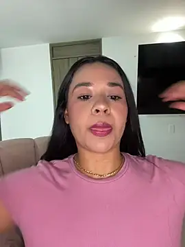 Aitana98  online show from April 13, 2026, 1:42 am