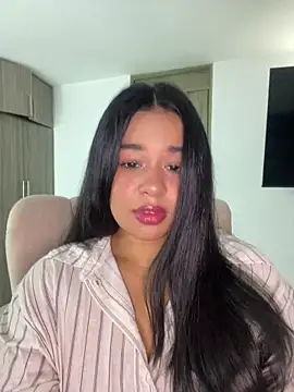 Snapshot of Aitana98_ chatting on May 5, 2026, 1:41 am Aitana98 online show from May 5, 2026, 1:41 am