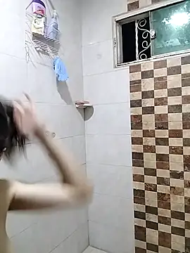 Snapshot of Ari_Alexa444 chatting on September 29, 2025, 1:23 am Ari Alexa444 online show from September 29, 2025, 1:23 am