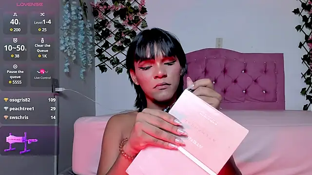 Snapshot of alexaa_cutee chatting on March 14, 2025, 10:39 am alexaa cutee online show from March 14, 2025, 10:39 am