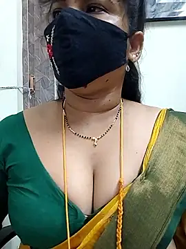 gaurika18 online show from June 21, 2026, 11:16 am