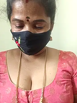 gaurika18 online show from May 4, 2026, 7:44 am