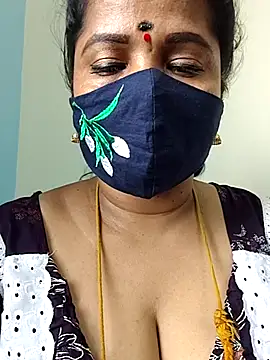 gaurika18 online show from June 12, 2026, 4:54 am