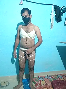 Newalcock online show from October 15, 2025, 10:40 pm