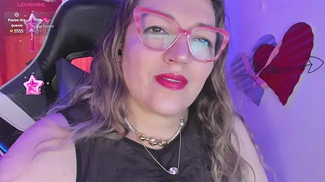 Naty Mature  online show from March 7, 2025, 10:10 pm