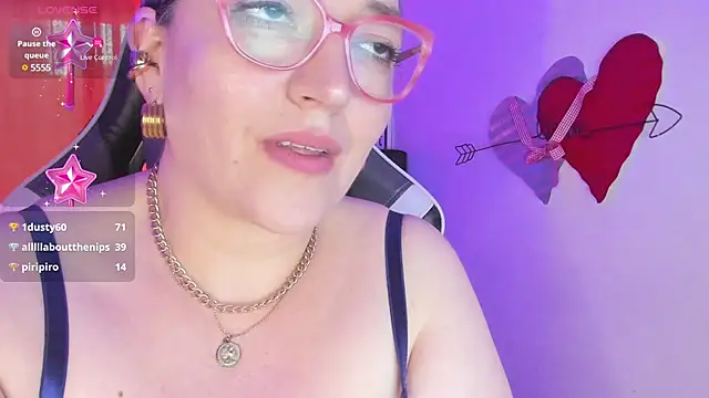 Naty Mature  online show from March 5, 2025, 9:04 pm