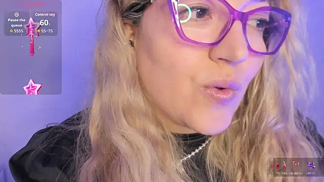 Naty Mature  online show from February 14, 2026, 8:20 pm