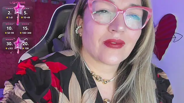 Naty Mature  online show from March 9, 2025, 12:10 am