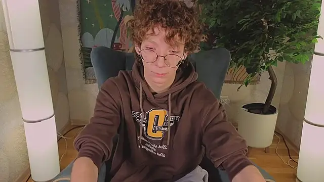 TommieH online show from February 28, 2025, 5:26 am