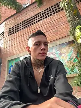 Snapshot of _PhillipBrown chatting on March 1, 2025, 1:18 pm PhillipBrown online show from March 1, 2025, 1:18 pm