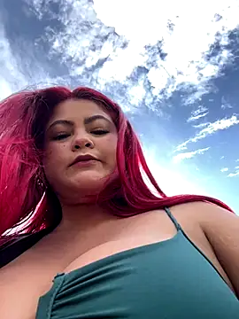 lia moon77 online show from December 20, 2025, 7:17 pm