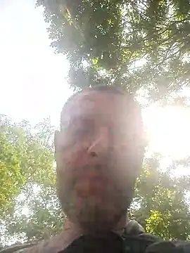 Snapshot of Andrzej-M chatting on May 24, 2026, 11:43 am Andrzej-M online show from May 24, 2026, 11:43 am