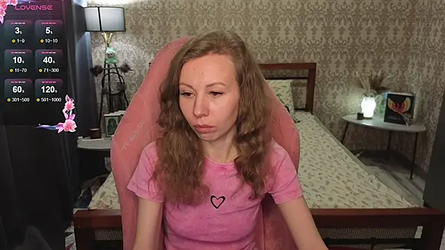 Snapshot of Lill_Mary chatting on January 14, 2026, 2:26 am Lill Mary online show from January 14, 2026, 2:26 am