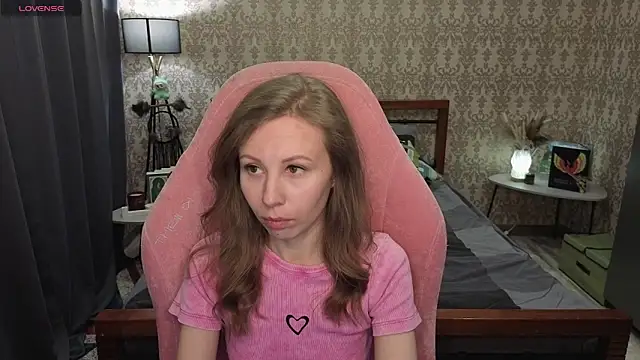 Snapshot of Lill_Mary chatting on January 18, 2026, 6:50 am Lill Mary online show from January 18, 2026, 6:50 am