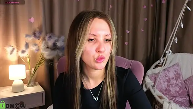 Snapshot of Wendy_mm chatting on February 21, 2026, 8:38 am Wendy mm online show from February 21, 2026, 8:38 am