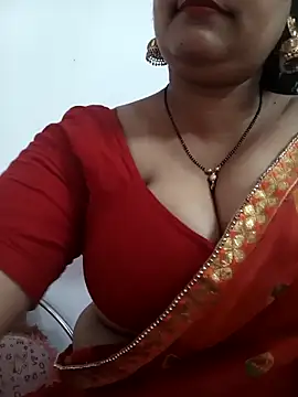 Nyra-23 online show from February 4, 2026, 8:31 am