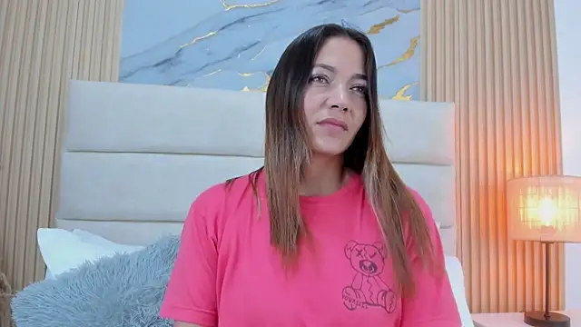 Mia Malkovaa  online show from March 4, 2026, 3:20 pm