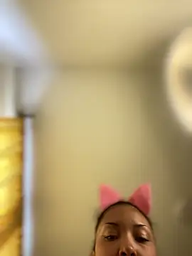 baby lizy online show from April 5, 2026, 8:26 pm