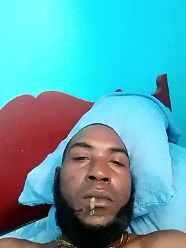 For her online show from December 18, 2025, 2:21 pm