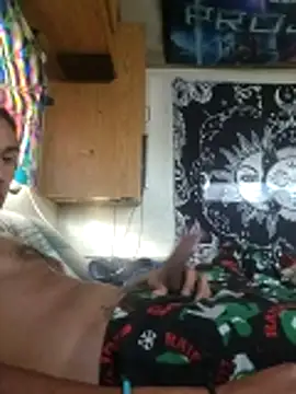 LargeDominoes online show from May 28, 2026, 1:46 am