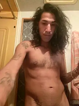 LargeDominoes online show from March 9, 2026, 8:18 am