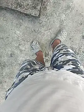 Snapshot of ridetoheaven chatting on February 15, 2026, 12:04 pm ridetoheaven online show from February 15, 2026, 12:04 pm