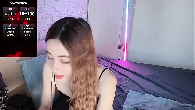 sweet5200 online show from March 4, 2025, 3:33 am