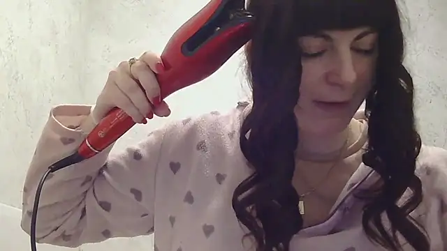 StarandMoon online show from February 12, 2026, 5:34 pm