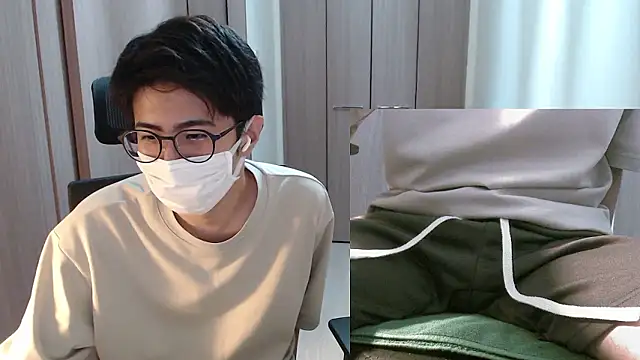 Snapshot of ryota_kkk chatting on June 11, 2026, 2:36 pm ryota kkk online show from June 11, 2026, 2:36 pm