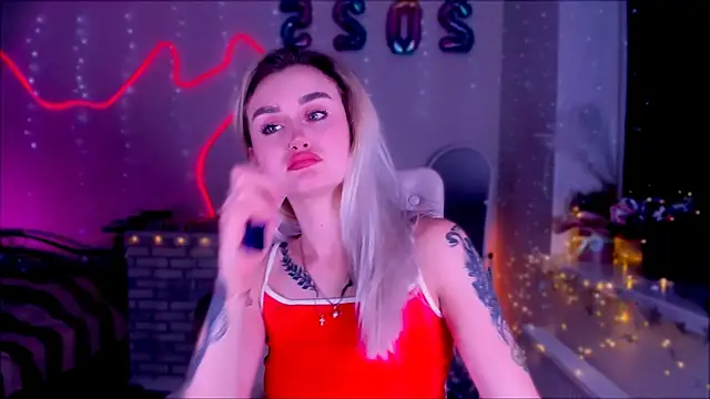 Snapshot of _Ravenaa chatting on January 29, 2025, 3:37 pm Ravenaa online show from January 29, 2025, 3:37 pm