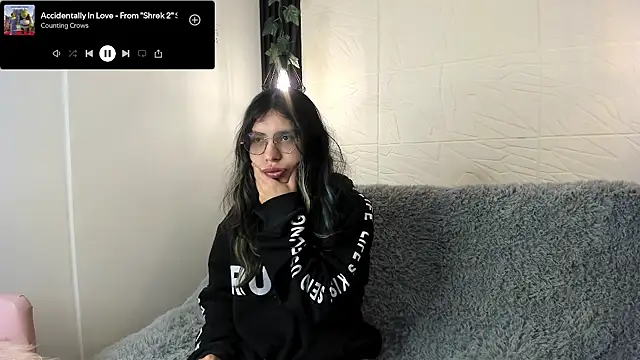 BRIAR AND BLAIR online show from November 5, 2025, 1:03 pm