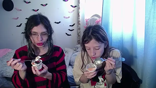 BRIAR AND BLAIR online show from September 8, 2025, 4:06 pm