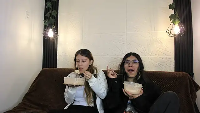 BRIAR AND BLAIR online show from November 21, 2025, 1:10 pm