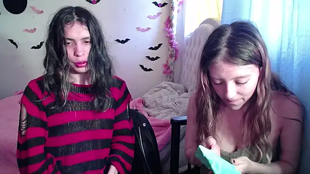 BRIAR AND BLAIR online show from November 2, 2025, 1:49 pm