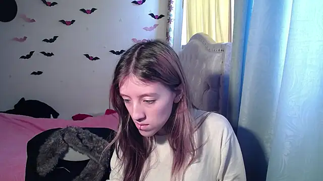 BRIAR AND BLAIR online show from September 16, 2025, 4:08 pm